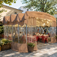 Tente commerciale robuste à roulettes avec parois en PVC et structure en acier galvanisé pour événements de restauration en plein air