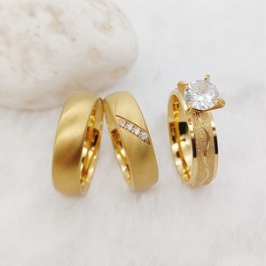 Bagues de fiançailles de mariage de couples pour hommes et femmes Bijoux en <span class=keywords><strong>acier</strong></span> <span class=keywords><strong>inoxydable</strong></span> plaqué or 18 carats <span class=keywords><strong>Alliance</strong></span> pour femmes - Product Image 2