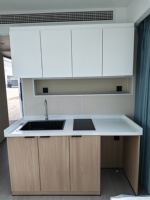 Capsule spatiale modulaire préfabriquée de 30 pieds à 2 chambres pour habitation familiale et hébergement de villégiature