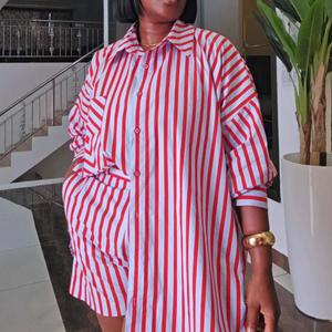 Conjunto Casual Elegante de Dos Piezas para <span class=keywords><strong>Mujer</strong></span> SH7337, Ropa de Calle, Camisa Holgada Estampada a Rayas de Manga Larga y Pantalones Cortos - Product Image 1