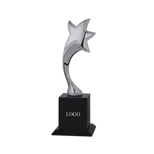 Trophée Étoile Modèle 676 en Métal Plaqué pour Sports et Jeux, Conception Durable - Product Image 1