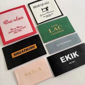 Etiquetas Tejidas Personalizadas de Poliéster y Nailon a Precio Económico, Etiquetas Tejidas de Algodón Natural con Pliegue Final para Ropa - Product Image 1