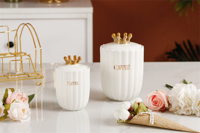 Kitchen Luxury Crown Gold Stand Seasoning Jar Spice Storage Jar Set Of 8