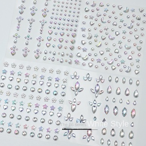 Autocollants holographiques 3D en forme <span class=keywords><strong>de</strong></span> cœur et d'étoile en strass, décalcomanie <span class=keywords><strong>de</strong></span> <span class=keywords><strong>tatouage</strong></span> sexy en cristal et diamant pour les cheveux, les yeux et le visage. - Product Image 2
