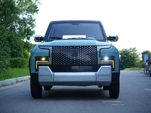 سيارة كهربائية صغيرة صغيرة مشهورة بأربع عجلات للبالغين مركبة طاقة جديدة من الشركة المصنعة في الصين - Product Image 2