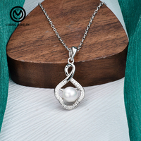 Collier Pendentif Trèfle en Argent Sterling S925 avec Moissanite 0.15CT et Perle de Culture d'Eau Douce XMZ261 – Bijou Élégant et Tendance pour Femme
