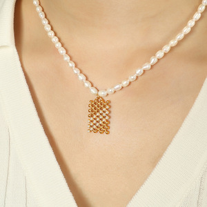 สร้อยคอไข่มุกเทียมทรงเรขาคณิต ประดับทองคำ งานปาร์ตี้ แฟชั่น จี้ห้อยคอ - Product Image 4