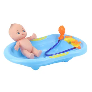 批发娃娃配件胖男孩浴缸带洒水儿童仿真浴缸游戏屋玩具塑料