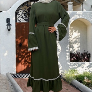 Robe d'été 2025 populaire en mousseline bulle avec bordure en dentelle à fleurs blanches, design modeste pour femme, usage quotidien, prix abordable - Product Image 4