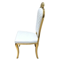 Chaise de salle à manger de mariage élégante avec assise blanche et finition dorée pour hôtel, événement, réception, banquet, mobilier
