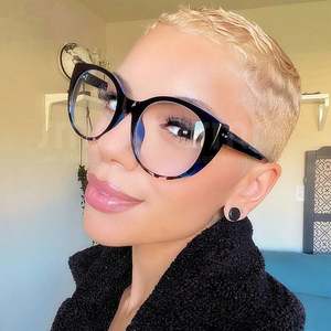 Gafas Ópticas de Ojo de Gato Extra Grandes con Marco Transparente Vintage y Logotipo Personalizado para Mujer - Product Image 1