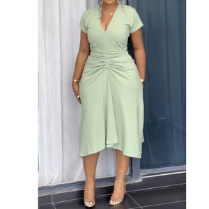 Abiti Midi taglie forti da donna eleganti a pieghe in tinta unita abiti Casual per le donne per le occasioni del giorno - Product Image 1