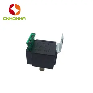 自动继电器汽车继电器 30amp 12v relay 5 pin with fuse