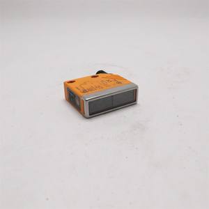 وحدة تحكم منطقية قابلة للبرمجة (PLC) جديدة أصلية جاهزة للاستخدام O5FPKGUS O5P-FPKGUS100 O5P5500 للأتمتة الصناعية في المستودعات - Product Image 1