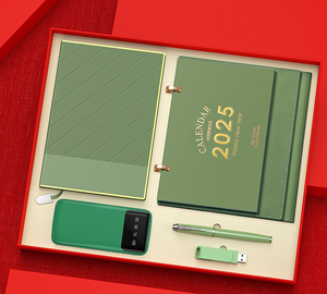 ชุดกล่องของขวัญส่งเสริมการขายของบริษัทซินรุนจิน พร้อมปฏิทิน ปรับแต่งโลโก้ของคุณเอง ชุดของขวัญสวัสดีปีใหม่ 2026 ของขวัญแบรนด์ดัง ขายส่ง - Product Image 6