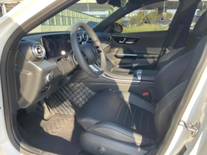 <span class=keywords><strong>Mercedes</strong></span> Benz <span class=keywords><strong>Clase</strong></span> C 2022 C260L LHD Usado, Sedán de Gasolina de <span class=keywords><strong>Segunda</strong></span> <span class=keywords><strong>Mano</strong></span> para Exportación - Product Image 4