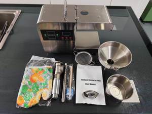 Mini presse à <span class=keywords><strong>huile</strong></span> domestique en acier inoxydable / Machine à presser à froid l'<span class=keywords><strong>huile</strong></span> <span class=keywords><strong>de</strong></span> tournesol et <span class=keywords><strong>de</strong></span> sésame / Extracteur d'<span class=keywords><strong>huile</strong></span> d'arachide - Product Image 6