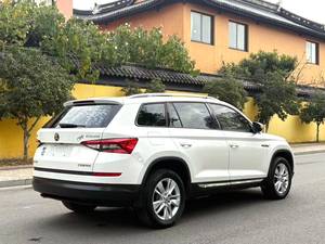 <span class=keywords><strong>Skoda</strong></span> <span class=keywords><strong>Kodiaq</strong></span> 1.8T FWD SUV <span class=keywords><strong>2017</strong></span> Usado, SUV Mediano de Lujo de 5 Plazas, Directo de Fábrica, 2WD, Gasolina, con Asientos de Cuero, Volante a la Izquierda - Product Image 4