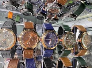 Reloj Inteligente HYF de Moda, Caja Redonda Chapada en Oro, Correa de Cuero, Cronógrafo, Reloj para Hombre, Colores Mixtos - Product Image 3