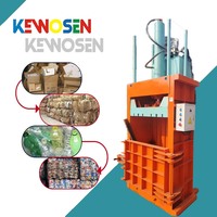 Presse verticale hydraulique 100T pour bouteilles PET, idéale pour la compression des déchets plastiques, la réduction de stockage et les opérations de recyclage