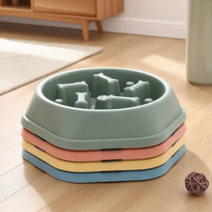 Hochwertige knochen förmige Pet <span class=keywords><strong>Bowl</strong></span> Pet Slow Feeder aus Kunststoff Langlebiger interaktiver Feeder für Haustiere - Product Image 3
