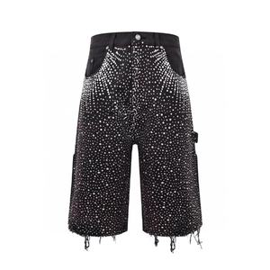 Shorts Cargo Déchirés pour Hommes Style Streetwear Décontracté avec Détails Strass et Lavage Vintage – Vente en Gros - Product Image 4