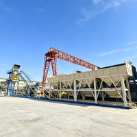Ligne de production de béton entièrement automatique Hongxing HZS120 du fabricant, contrôle PLC, 2 m³ par cycle, dotée d'un nouveau moteur de boîte de vitesses