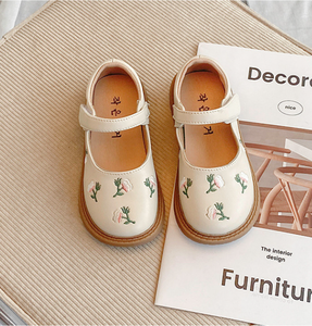 Zapatos de Cuero para Niña Estilo Princesa, Zapatos Planos con Flores Bordadas, Zapatos de Baile - Product Image 6