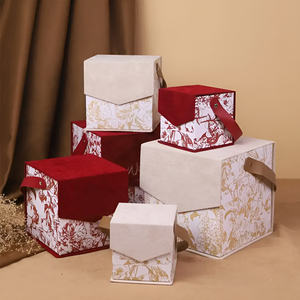 Custom Personalised Printing Logo Velvet Magnetic Closes Packaging Wedding Gift Box Set Craft Jewelry Paper Box With Handle