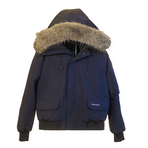 เสื้อแจ็คเก็ตขนเป็ดกันลมสไตล์เกาหลี เสื้อโค้ทฤดูหนาวน้ำหนักเบาและอบอุ่นสำหรับการใช้งานในชีวิตประจำวันในเมืองและกลางแจ้ง - Product Image 4