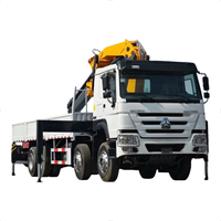 Grue de camion 8x4 robuste à bras hydraulique pliable, grue de camion de 14, 20 ou 25 tonnes avec stabilisateurs et télécommande sans fil