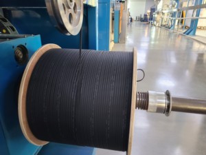 GYTC8A 2-288core Alambre de mensajero de acero para exteriores aéreo autoportante FRP o alambre de acero G657 FTTH Drop <span class=keywords><strong>Fibra</strong></span> Optica - Product Image 4