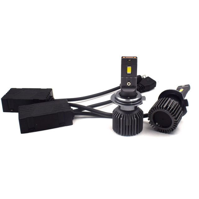 Car Led Headlight 70W 7000LM Led Headlight H4 H1 H11 9005 9006 H7 Led Headlight Bulb
