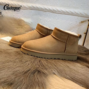 מגפי שלג קלאסיים לנשים עם לוגו OEM בהתאמה אישית, מגפי חורף חמים מבד כותנה, עור טבעי, סוליה עבה נגד החלקה, מגפי קרסול - Product Image 3