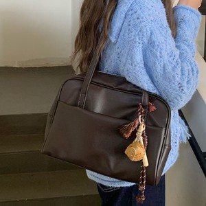 กระเป๋าสะพายไหล่สไตล์เกาหลีความจุขนาดใหญ่สีน้ำตาลสีทึบปิดด้วยซิปกระเป๋าโท้ทสำหรับใช้ในชีวิตประจำวัน - Product Image 1