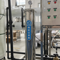 Système de traitement d'eau de puits 4000 LPH, système d'osmose inverse industriel, machine RO avec tête de vanne automatique et pompe doseuse CE