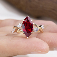 Bague solitaire personnalisée MSR-2189 de style classique en or jaune 14 carats avec rubis de laboratoire de couleur sang de pigeon taille marquise 7*14mm