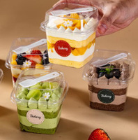 Boîte d'emballage moderne transparente pour gâteau mousse carré, tasse, cuillère, dessert, boîte de cuisson commerciale de Chine