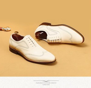 Hecho a mano de alta calidad personalizado blanco hombres Original zapatos de cuero genuino noche boda hombres vestido Casual Oxford zapatos de oficina - Product Image 4