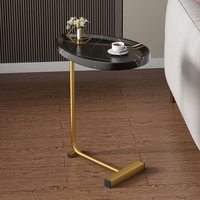 Table d'appoint de canapé ovale de luxe moderne Mini table à thé/basse portable avec patte en métal pour décoration de maison et de balcon
