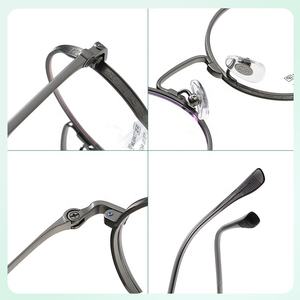 超軽量チタンユニセックス眼鏡韓国ストリートファッションスタイルゴールドとカラーフレーム付き男性女性の読書 - Product Image 5