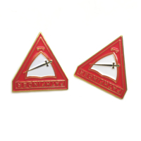 Broches de revers en métal personnalisées avec logo, best-seller du club Pathfinder, avec fermoir papillon, plaqué or, en fer, forme triangulaire