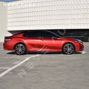 Toyota Camry 2018 2. Coche de gasolina de tamaño mediano de 2. Coche usado de Neve Auto China Coches para la venta - Product Image 3