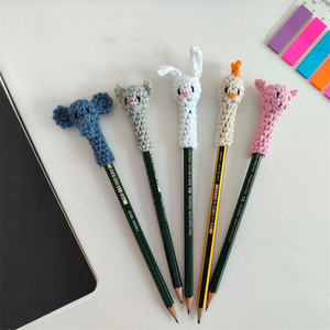 Nouveau Design Crochet Animal Crayon Tops Crochet Ours Arc-En-Ciel <span class=keywords><strong>Amigurumi</strong></span> Crayon Tops Étudiants Cadeau - Product Image 3