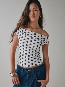Haut asymétrique à épaules dénudées et fronces latérales Zebra, T-shirt sans manches à col asymétrique, Blouse tendance d'été style western pour superposition - Product Image 2