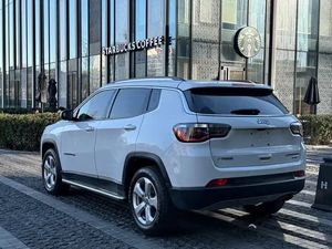 <span class=keywords><strong>Jeep</strong></span> <span class=keywords><strong>Compass</strong></span> 2019 2020 <span class=keywords><strong>2021</strong></span> Edición Familiar Automática con Personalización Interior - Vehículo Usado Certificado de Alta Calidad - Product Image 5