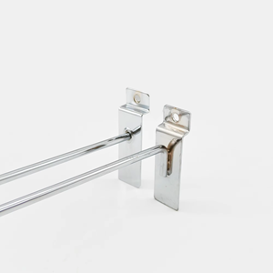 Promotion Supermarché : Accessoires pour panneaux grillagés et perforés de 30 cm, incluant étagères, crochets et supports d'affichage muraux - Product Image 6