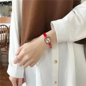 <span class=keywords><strong>Montre</strong></span>-bracelet en cuir chic et carrée pour femmes avec logo personnalisé à prix abordables - Product Image 6