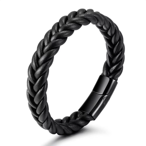 Bracelet en cuir PU tressé tendance haut de gamme à simple couche avec fermoir magnétique en acier inoxydable 316L noir PVD pour hommes - Product Image 1