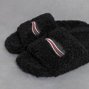 Chaussons en laine de haute qualité pour homme et femme, luxueux, pour l'automne et l'hiver, avec broderie tendance, antidérapants, design extérieur - Product Image 4
